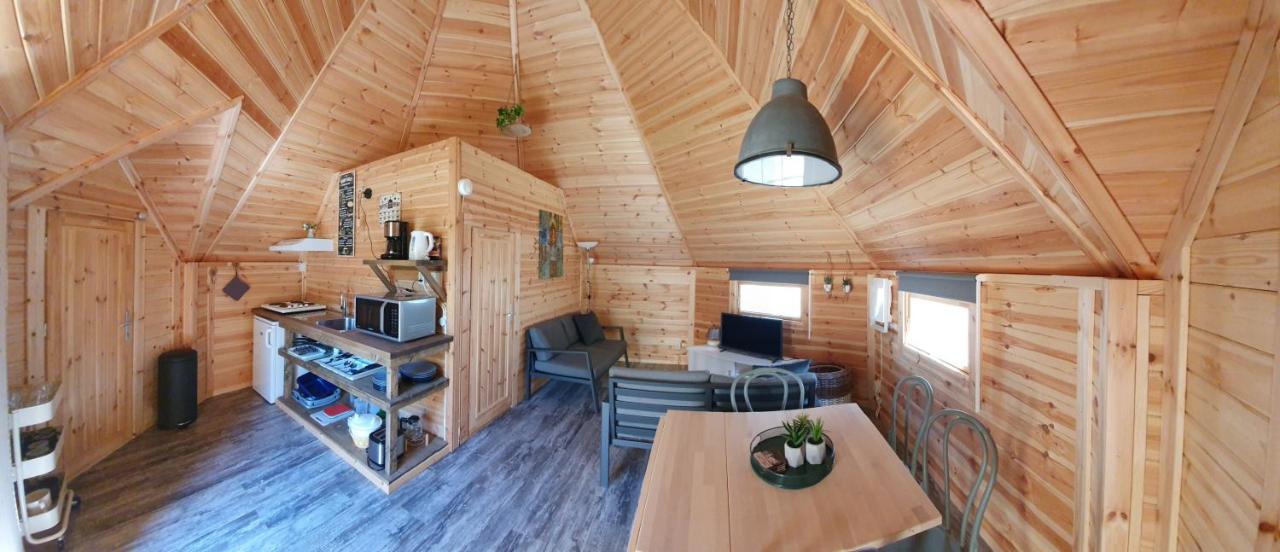 オーストカペッレ Finse Kota - Tiny Houseヴィラ エクステリア 写真